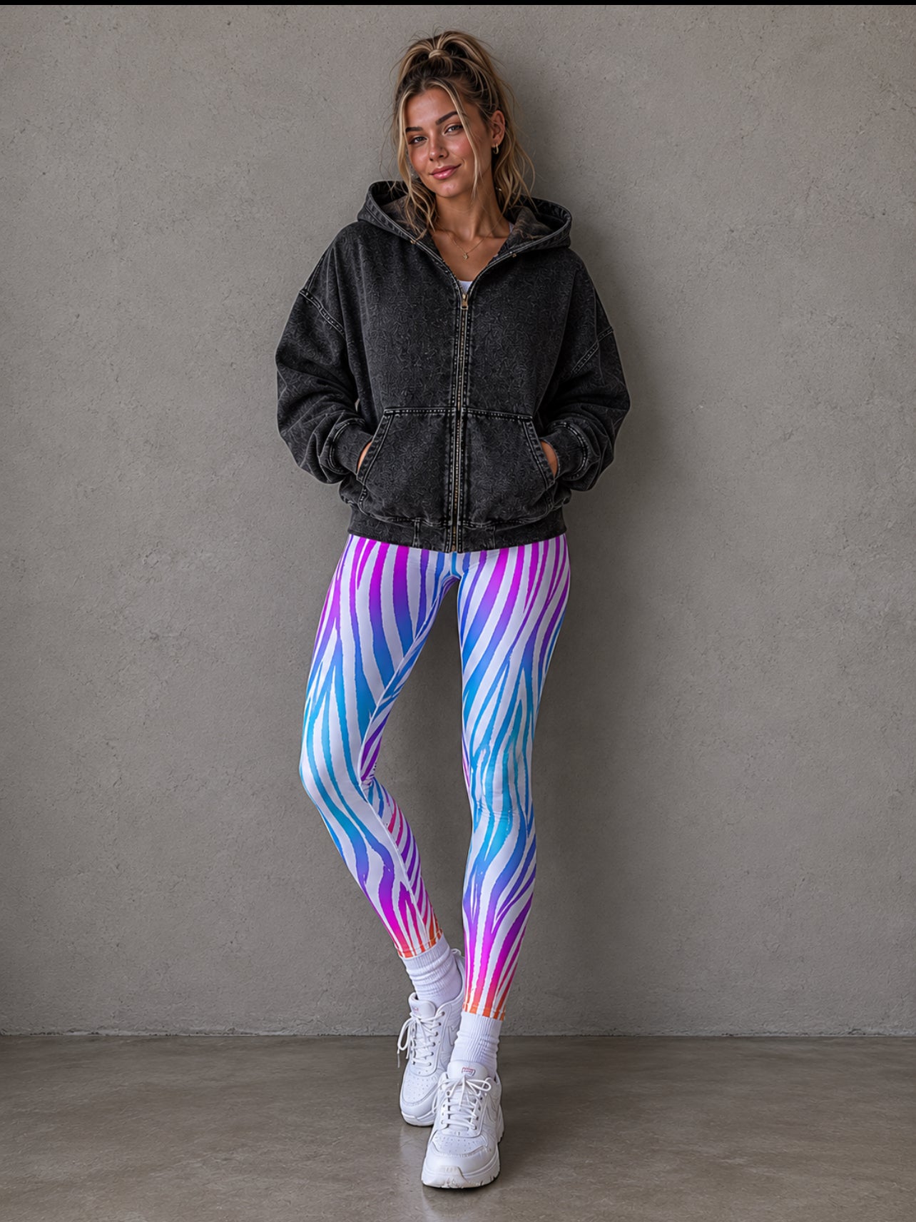 MOVE BEYOND LIMITS ZIP HOODIE